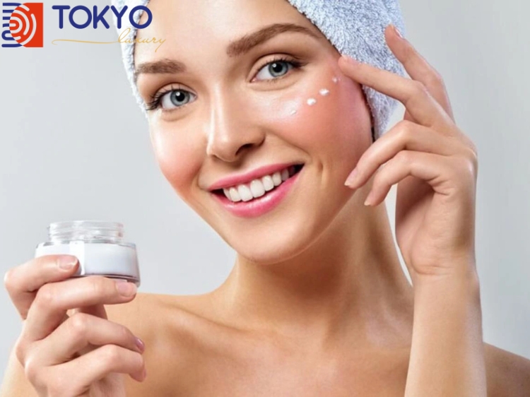 da mặt bị cháy nắng làm sao để trắng lại