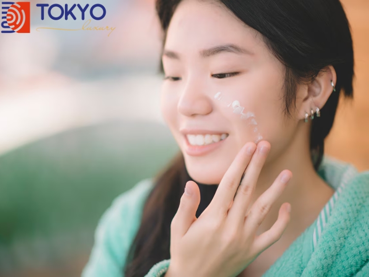da mặt bị cháy nắng làm sao để trắng lại
