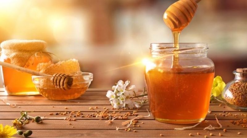 Mật ong và chanh - bí quyết làm đẹp da mặt từ thiên nhiên