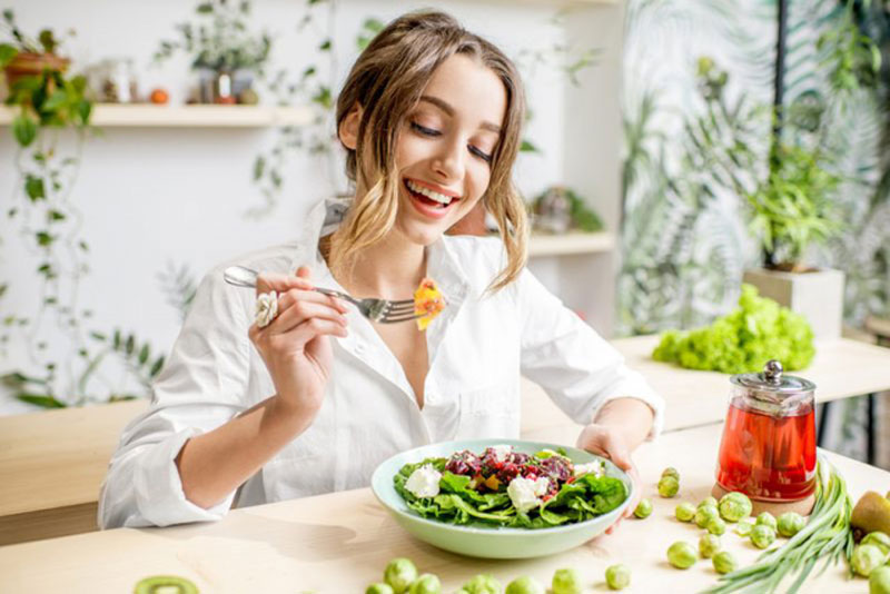 Cách giảm mỡ mặt nữ - Chế độ ăn uống lành mạnh
